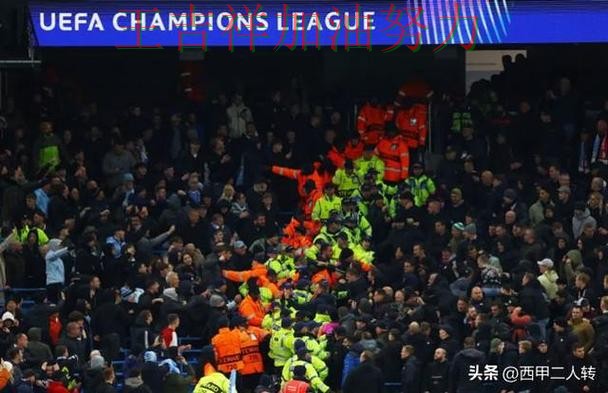 曼城在羽毛球公开赛中防线失误导致痛失好局 也让外界重新评估球队实力